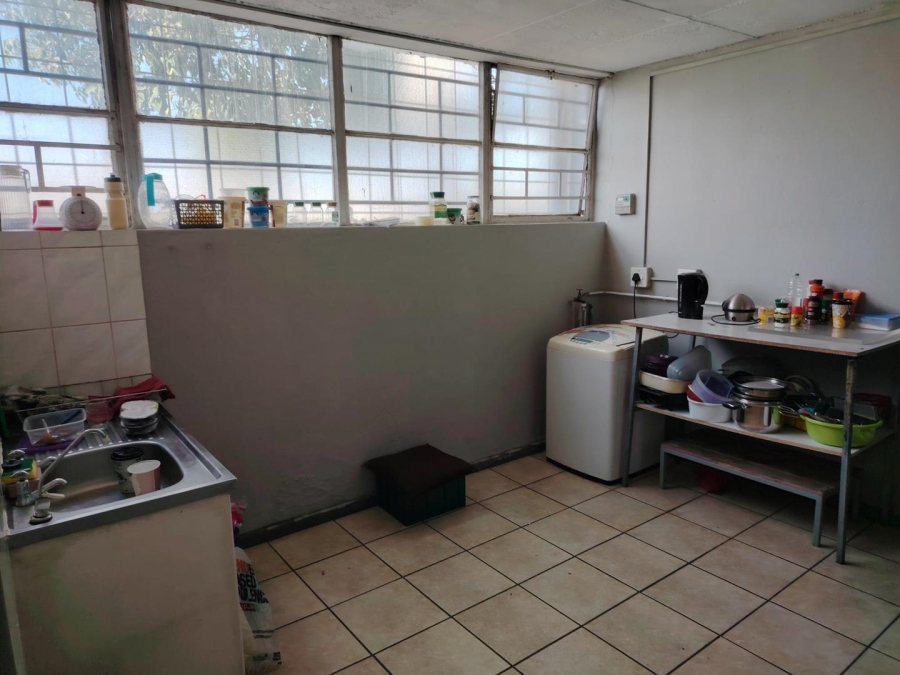 To Let commercial Property for Rent in Triangle Farm Western Cape